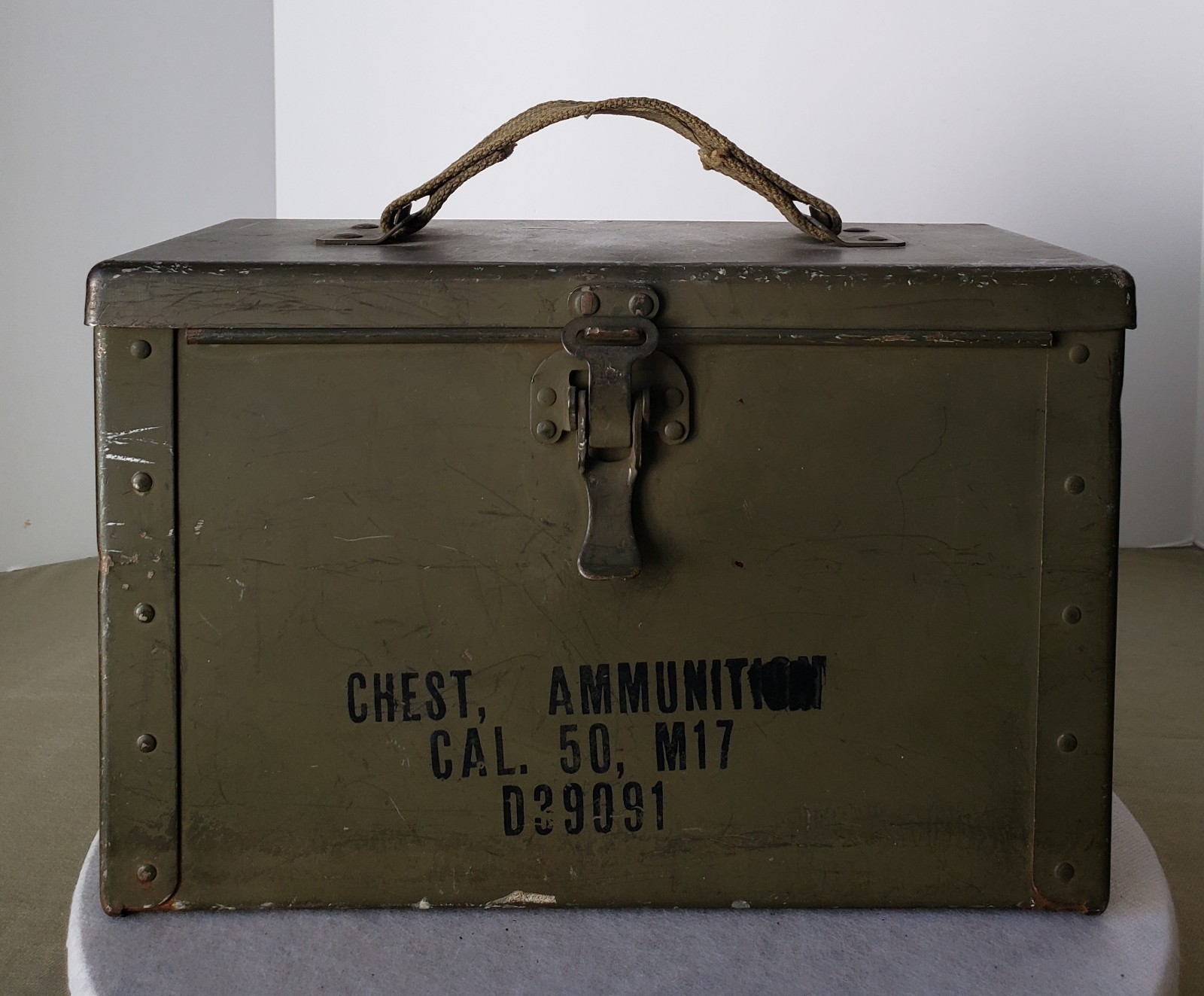 WW2 Ammunition Chest Cal. 50 M17 D39091 Ammo Can US Army Box Carry Vtg