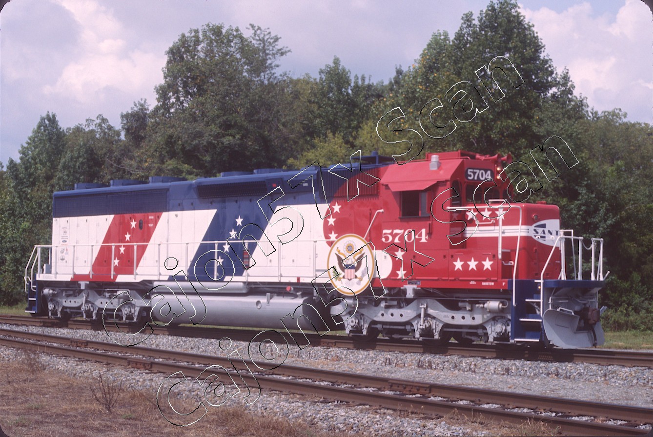 Original Slide- ATSF Santa Fe SD45-2 5704 FRESH Bicentennial At Spencer,NC 8/26