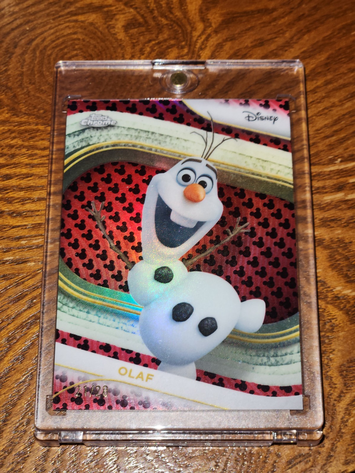 2025 Topps Chrome Disney Olaf Mickey Mouse Logo Refractor SSP #21/28 HOT