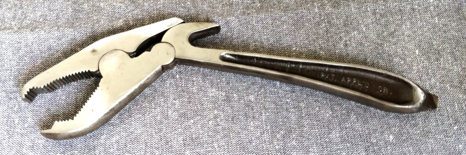 Beautiful RARE  Roy L. Gregory  Self tightening Wrench Patent Applied For
