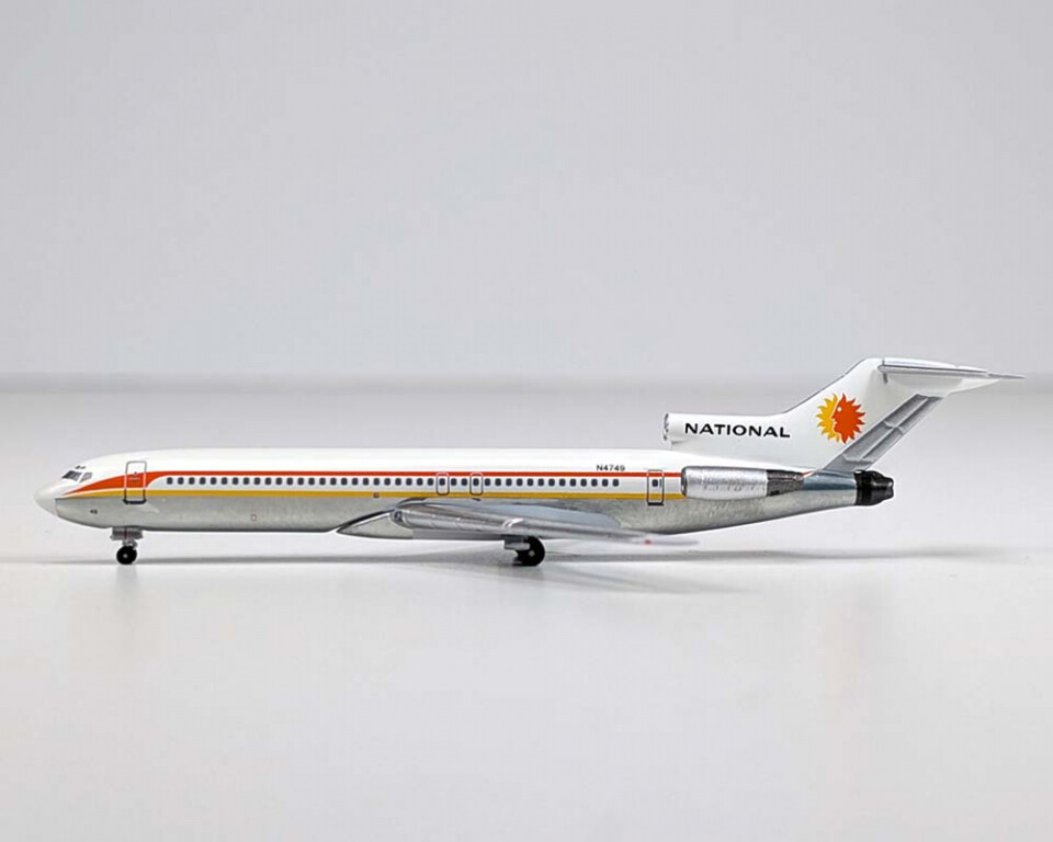 Aeroclassics PAA0910B National Airlines Boeing 727-200 N4749 Diecast 1/400 Model