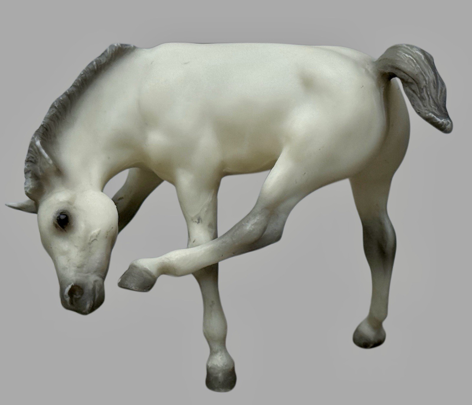 VINTAGE‼️ Breyer #714091 Alabaster Scratching Foal, 1991 JcPenney Special Run