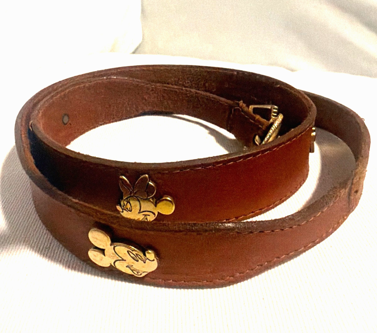 Disney Brown Leather Belt Medium Mickey Mouse Minnie Mouse Goofy Pluto