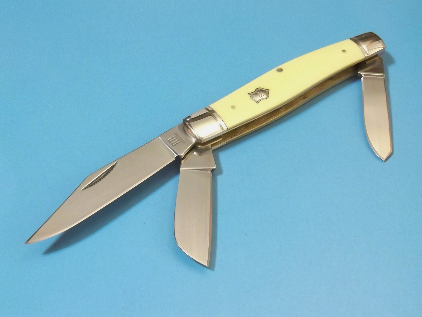 ROUGH RYDER RR603 Large Stockman Yellow Synthetic pocket knife 4 1/4