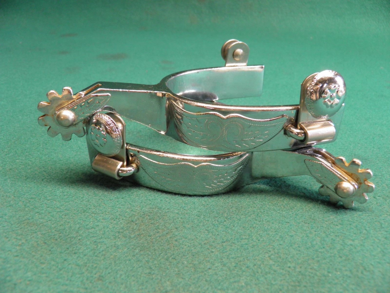 NICE GOOD PAIR OF CROCKETT RENALDE WESTERN COWBOY SPURS