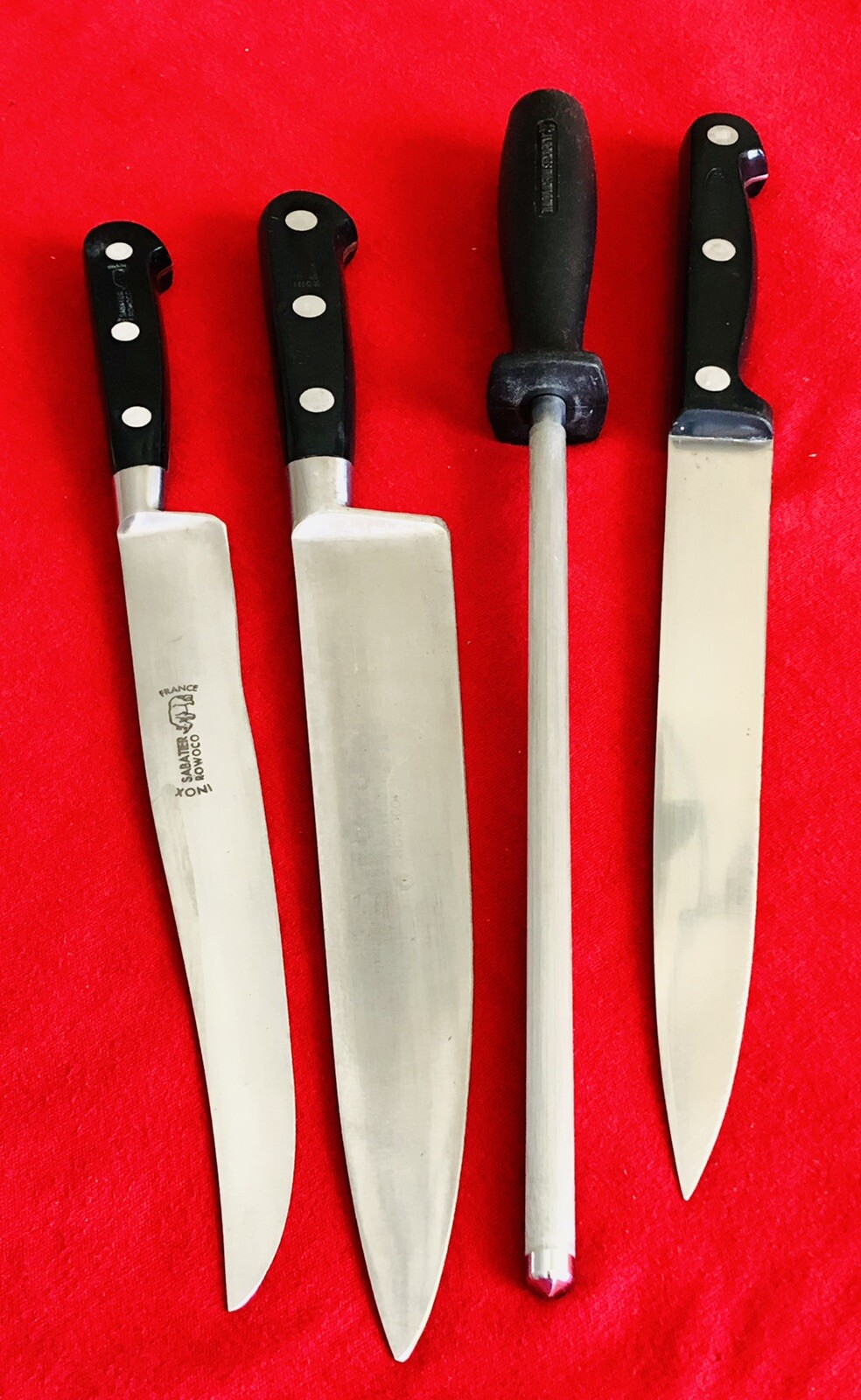 SABATIER - FRENCH VINTAGE (3) CHEF KNIVES WITH A HENCKELS STEEL - TOP QUALITY 