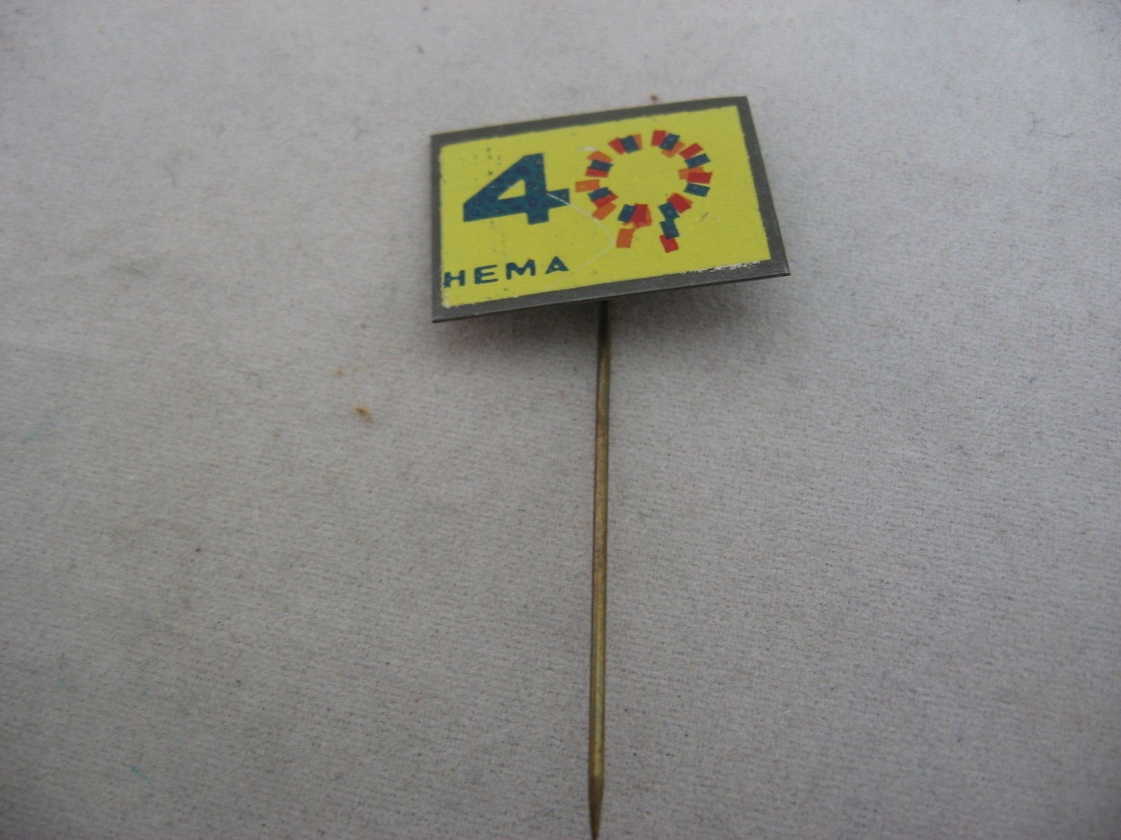 Vintage HEMA Stick Pin Hatpin No. 4 Wreath Logo Dutch Store Advertising Promo