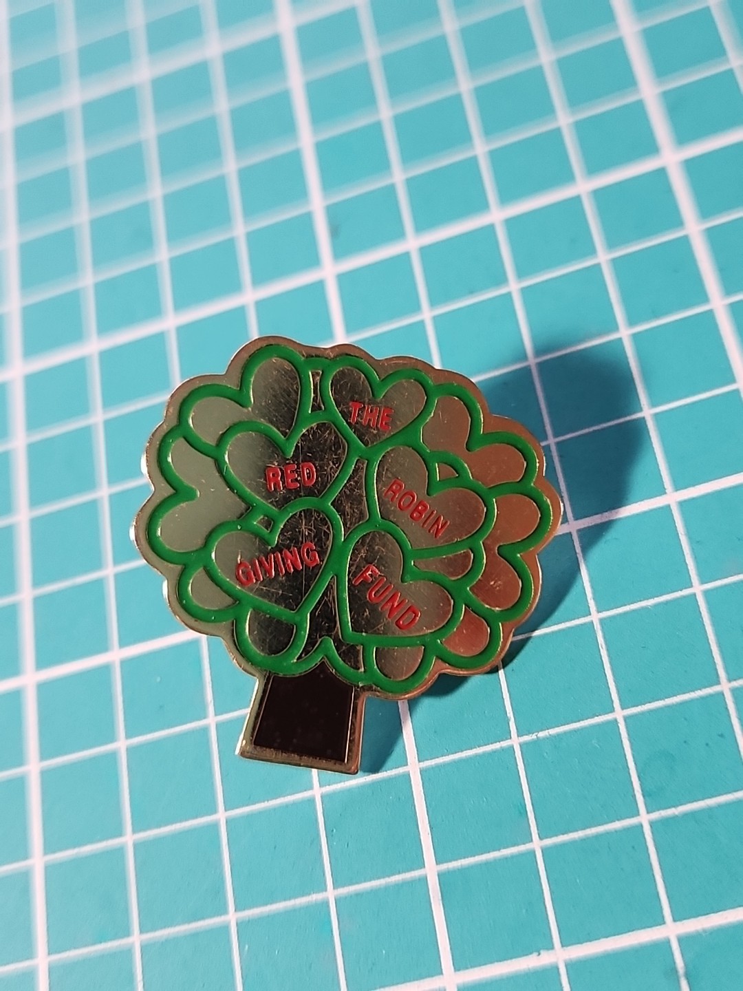 Vtg The Red Robin Giving Fund Gold Tone Lapel Pin
