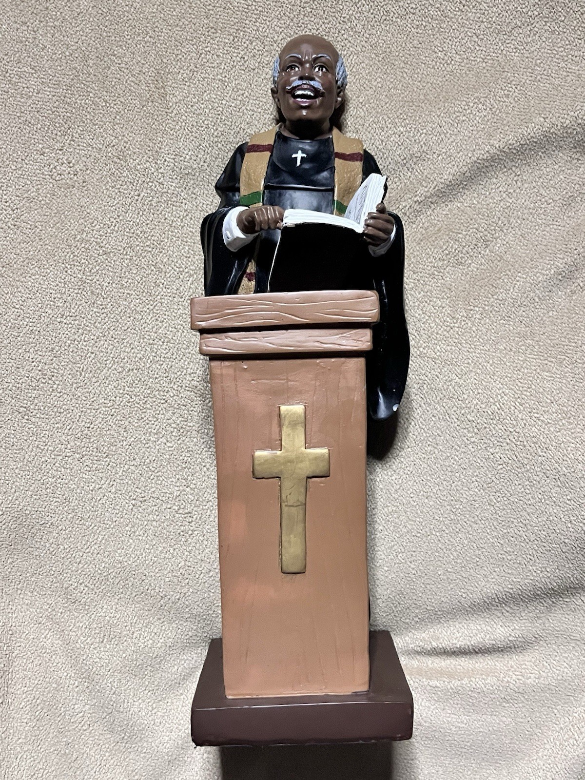 ACK Trading African American Preacher Pastor Pulpit Figurine 11” Church