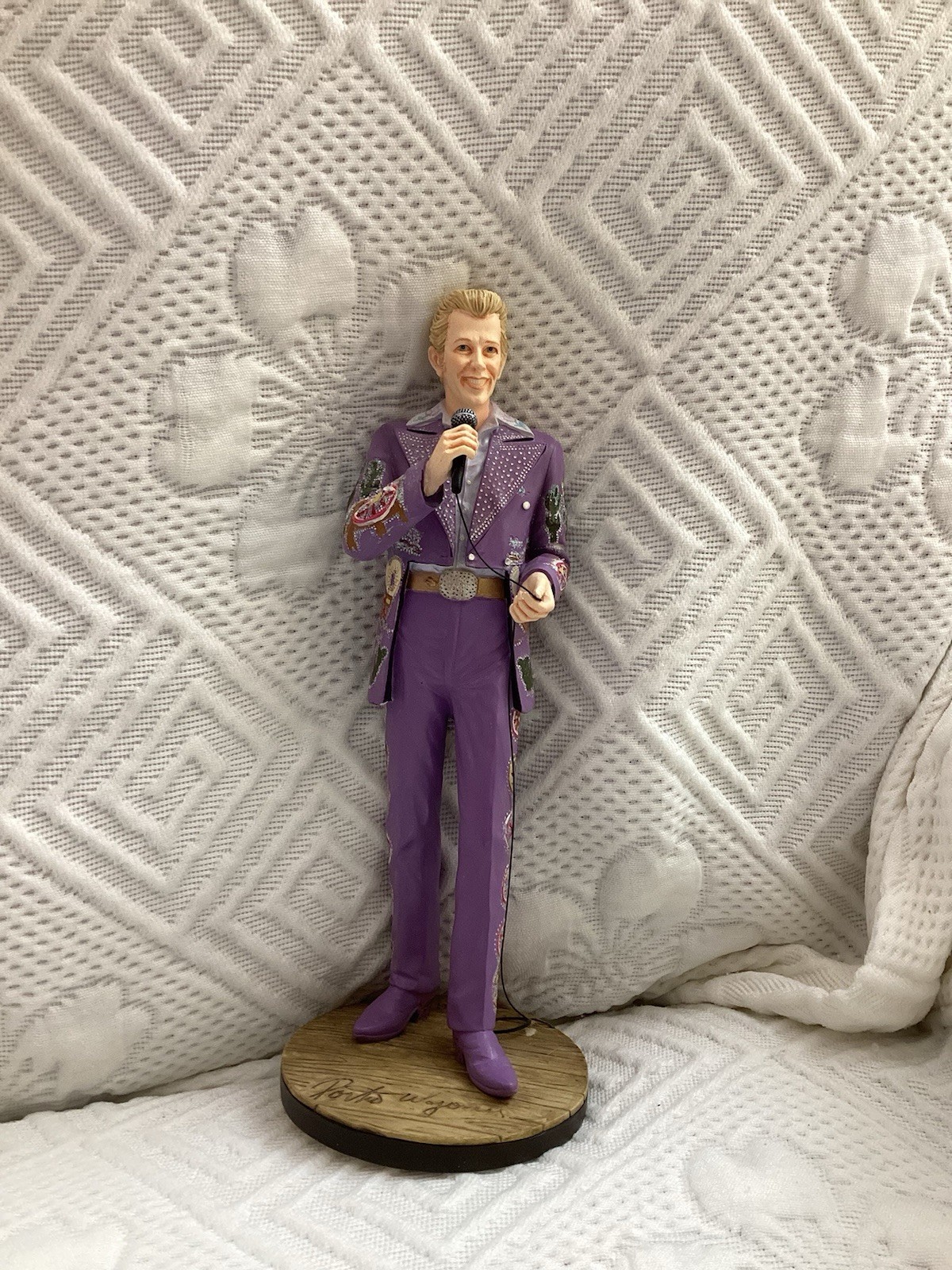 1998 Country Music Greats Porter Wagoner Limited Edition 4145/ 5000  Figure