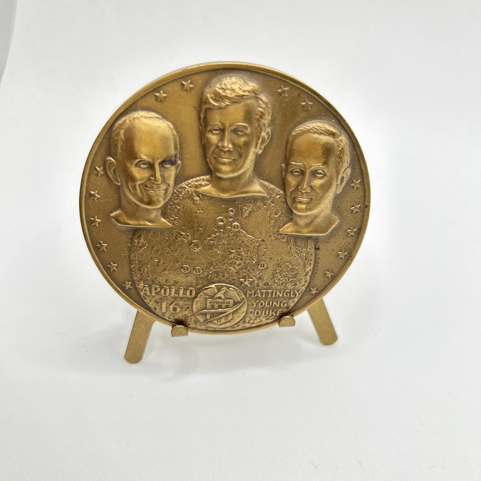 Apollo 16 Commerative Commemorative Medallion In Original Box