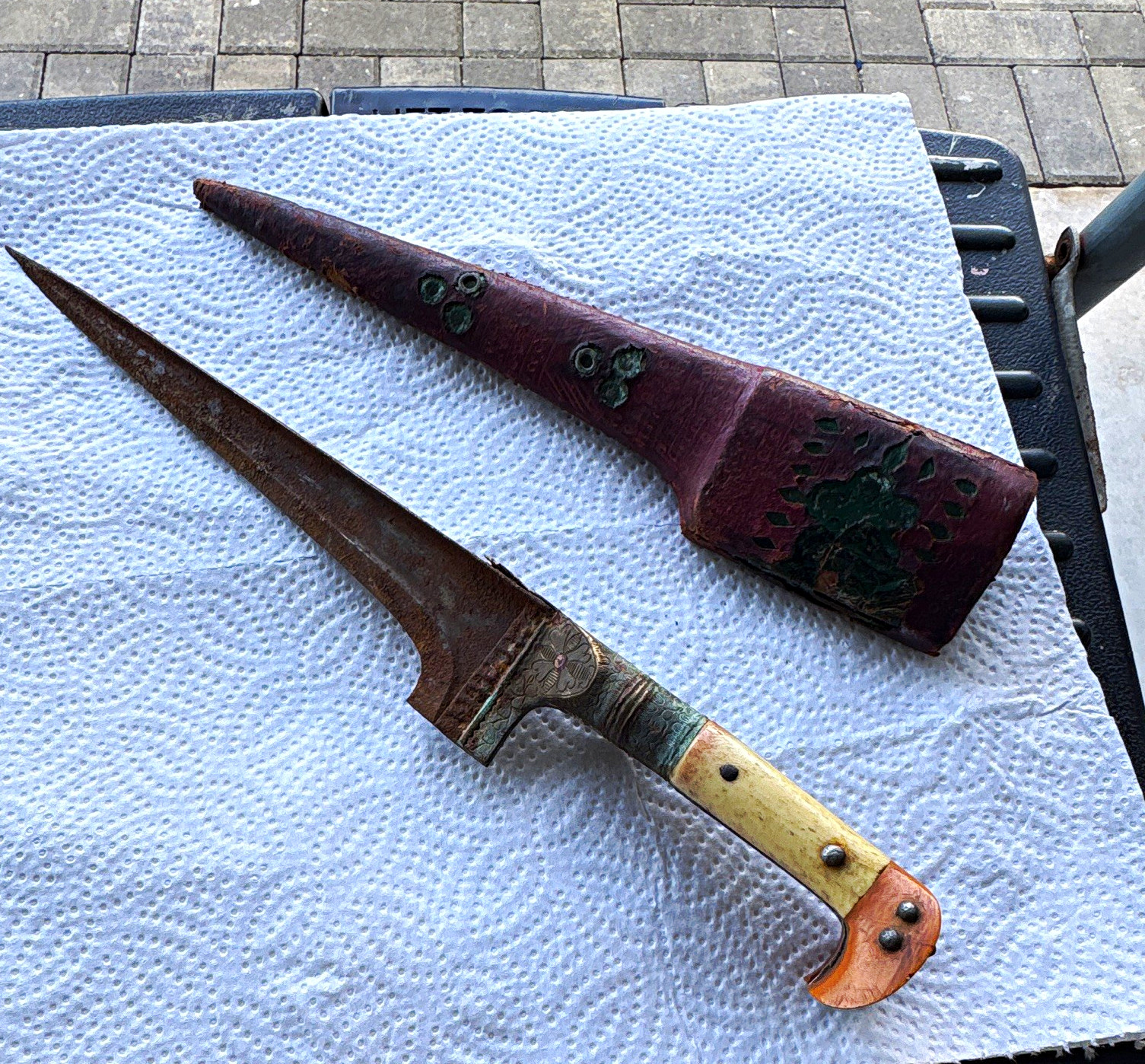 antique Afghan choora dagger or a closely related pesh-kabz