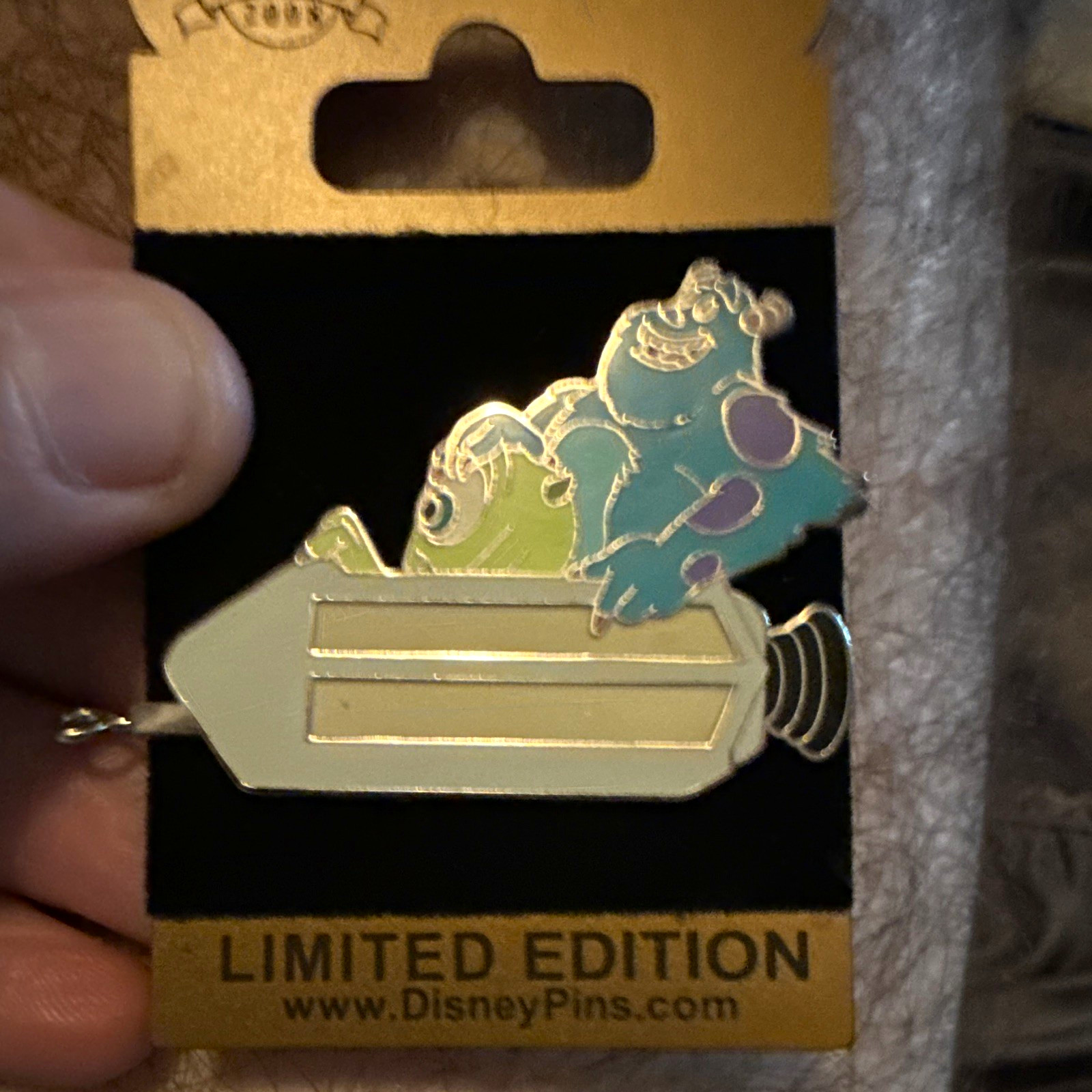 Disney Limited Edition 2008 . Mike Wazowski & Sulley  Space Mountain  5 of 5 Set