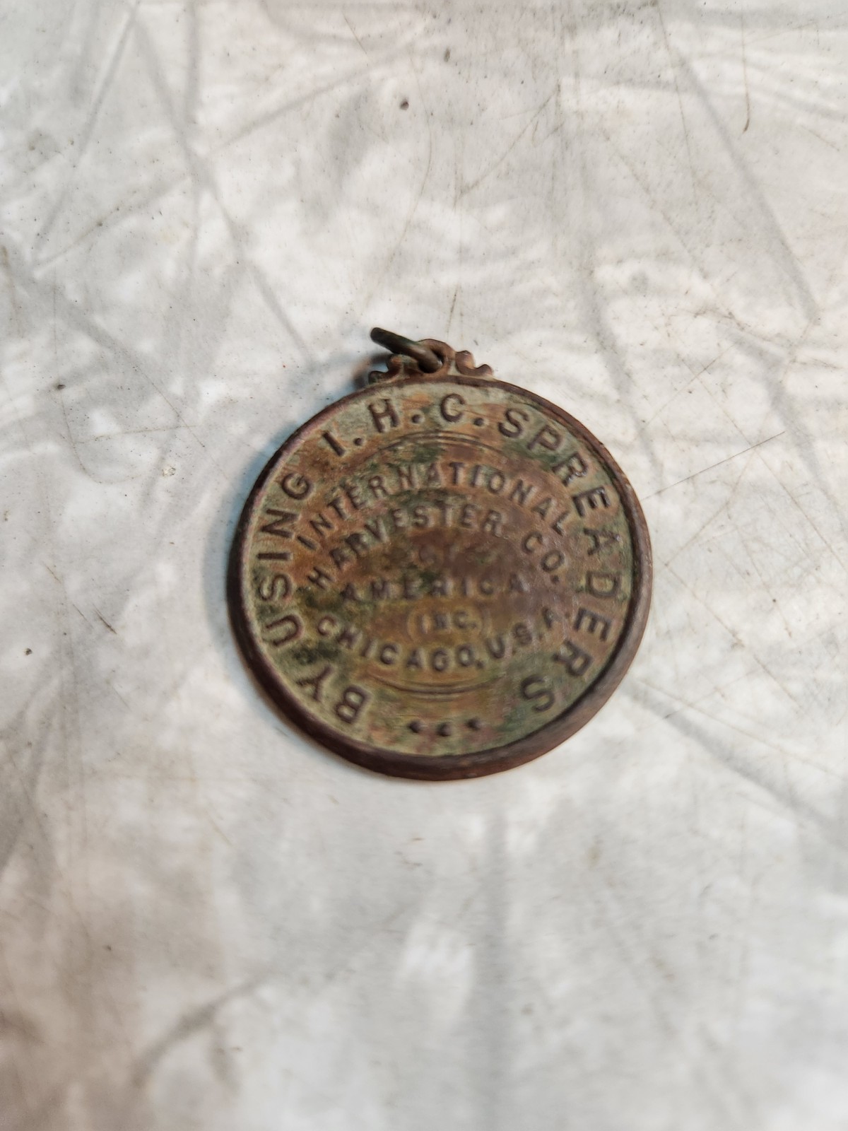 1890s RICH SOIL-LESS TOIL INTERNATIONAL HARVESTER CO I.H.C. SPREADER TOKEN Medal
