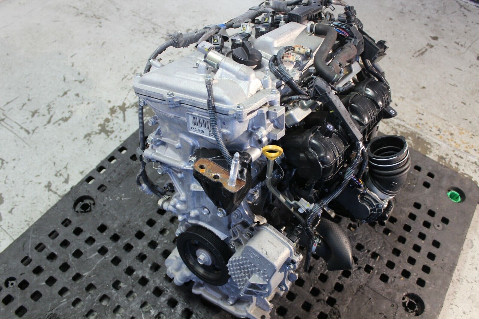 TOYOTA PRIUS ENGINE 1.8L HYBRID MOTOR JDM 2ZR-FXE 2ZR 2010-2015