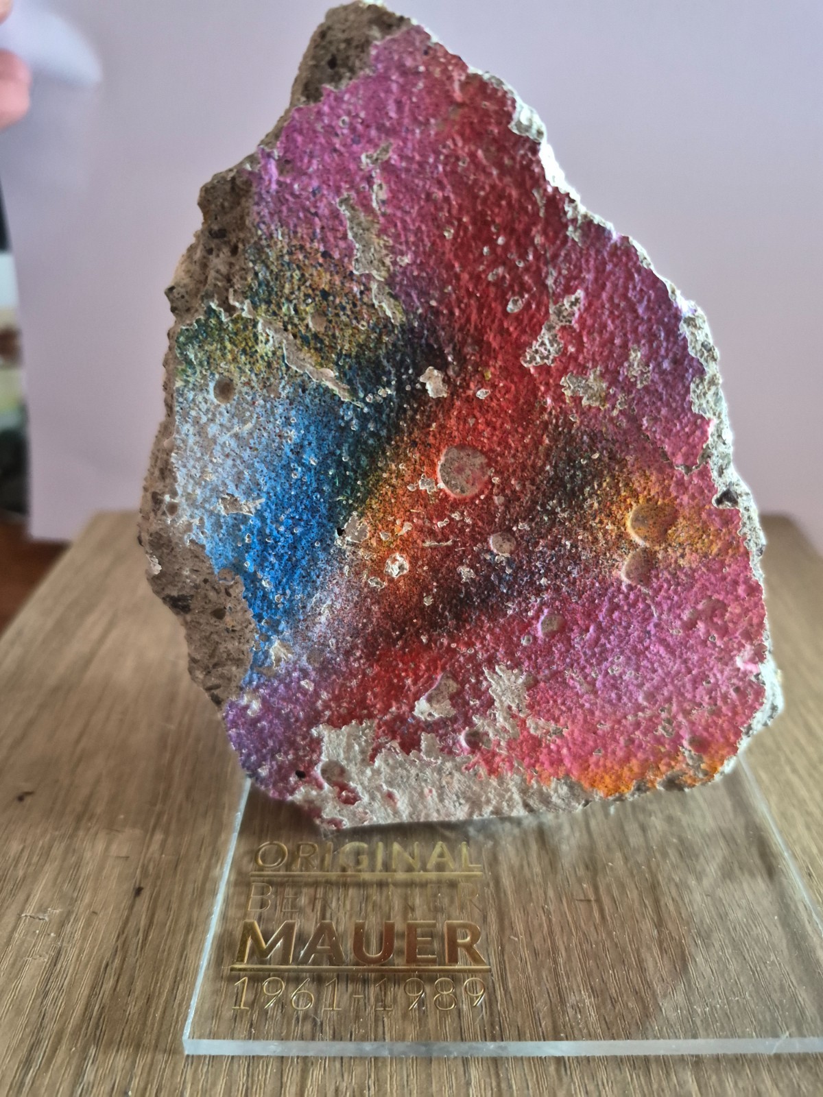Original Very Large 12 cm Piece of the BERLIN WALL on Perspex Display  + COA