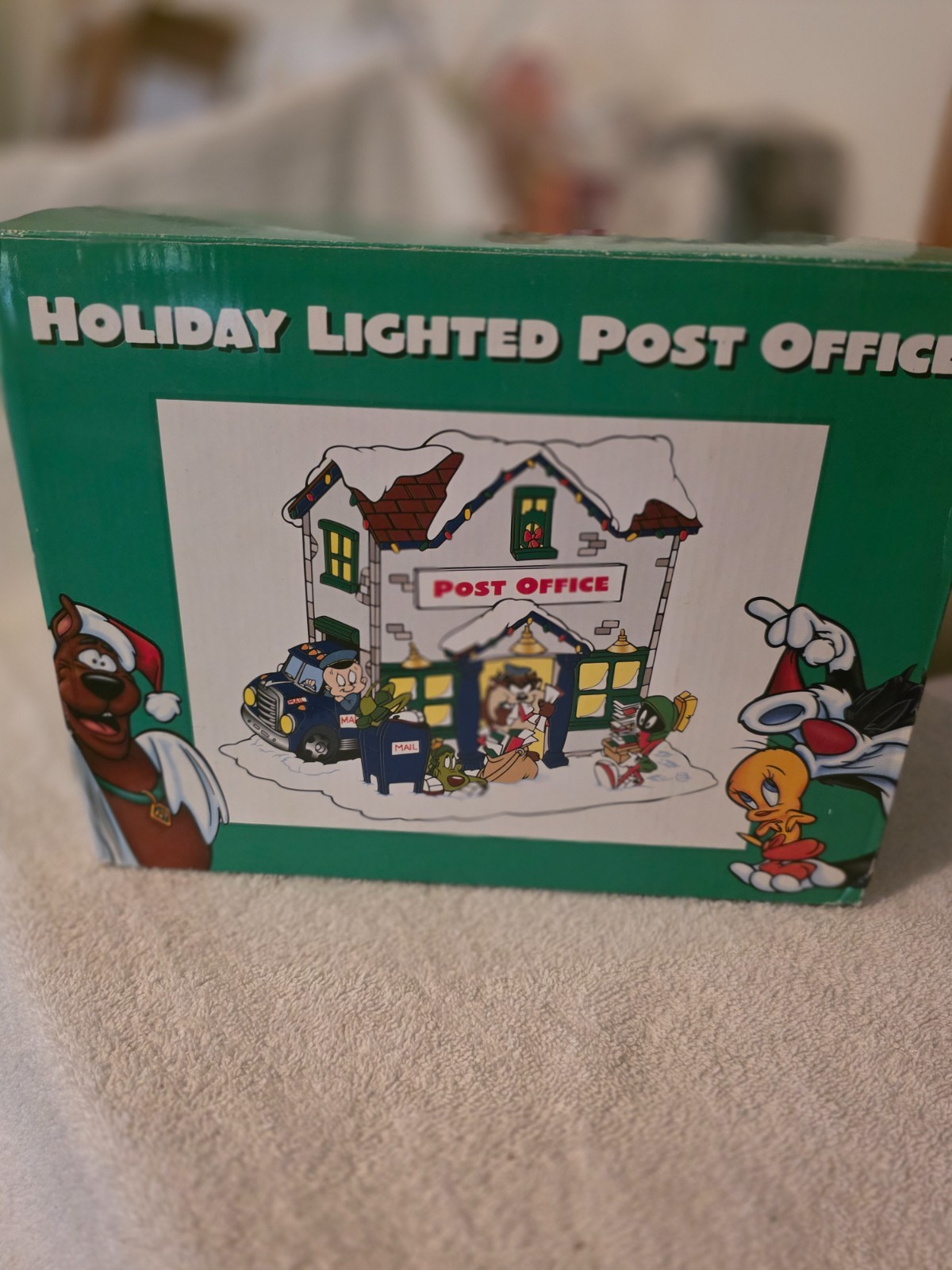 1998 Warner Bros Studio Store Looney Tunes Village Holiday Lighted Post Office