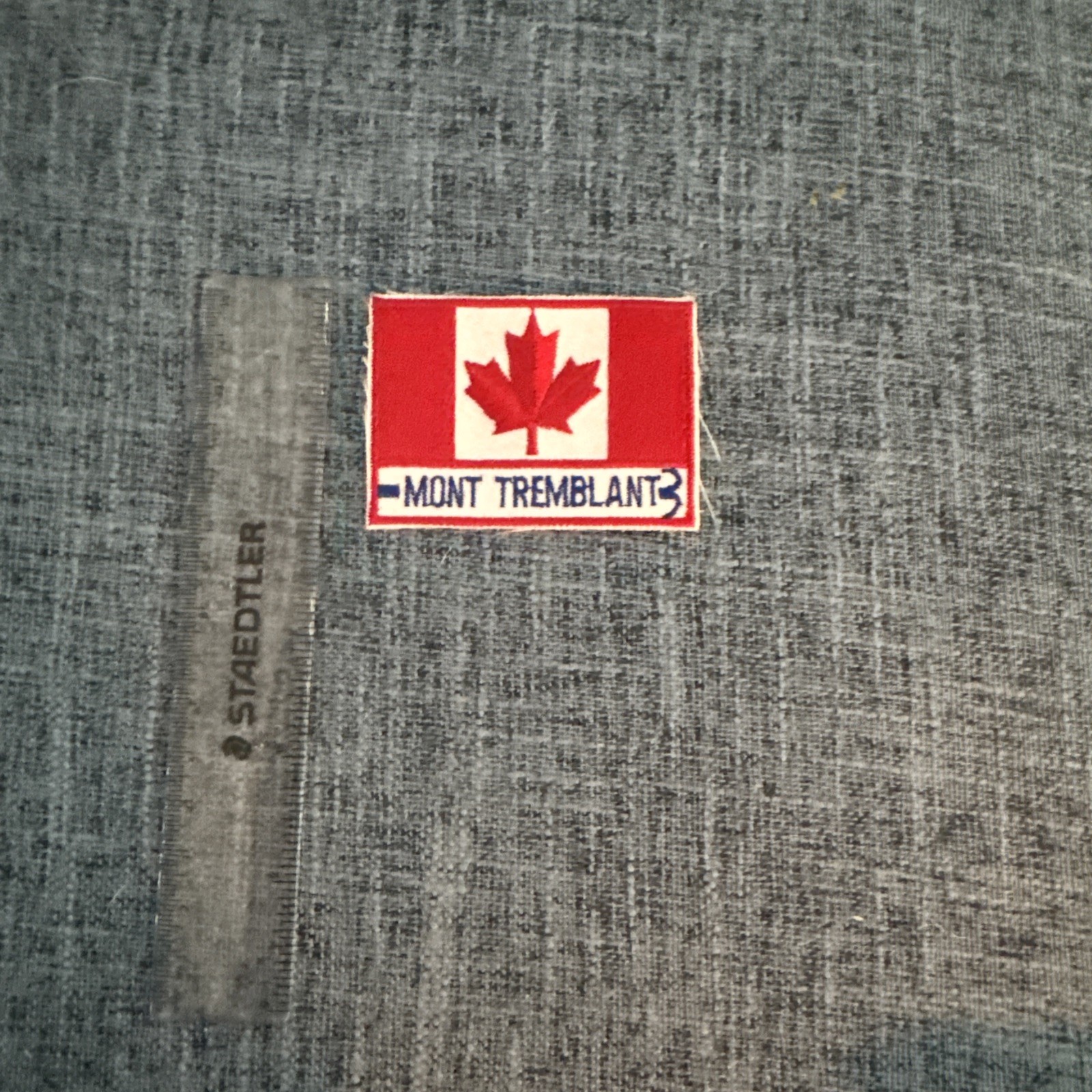 NIP Vintage MONTREAL Quebec Canada Canadian Flag Maple Leaf Souvenir Patch