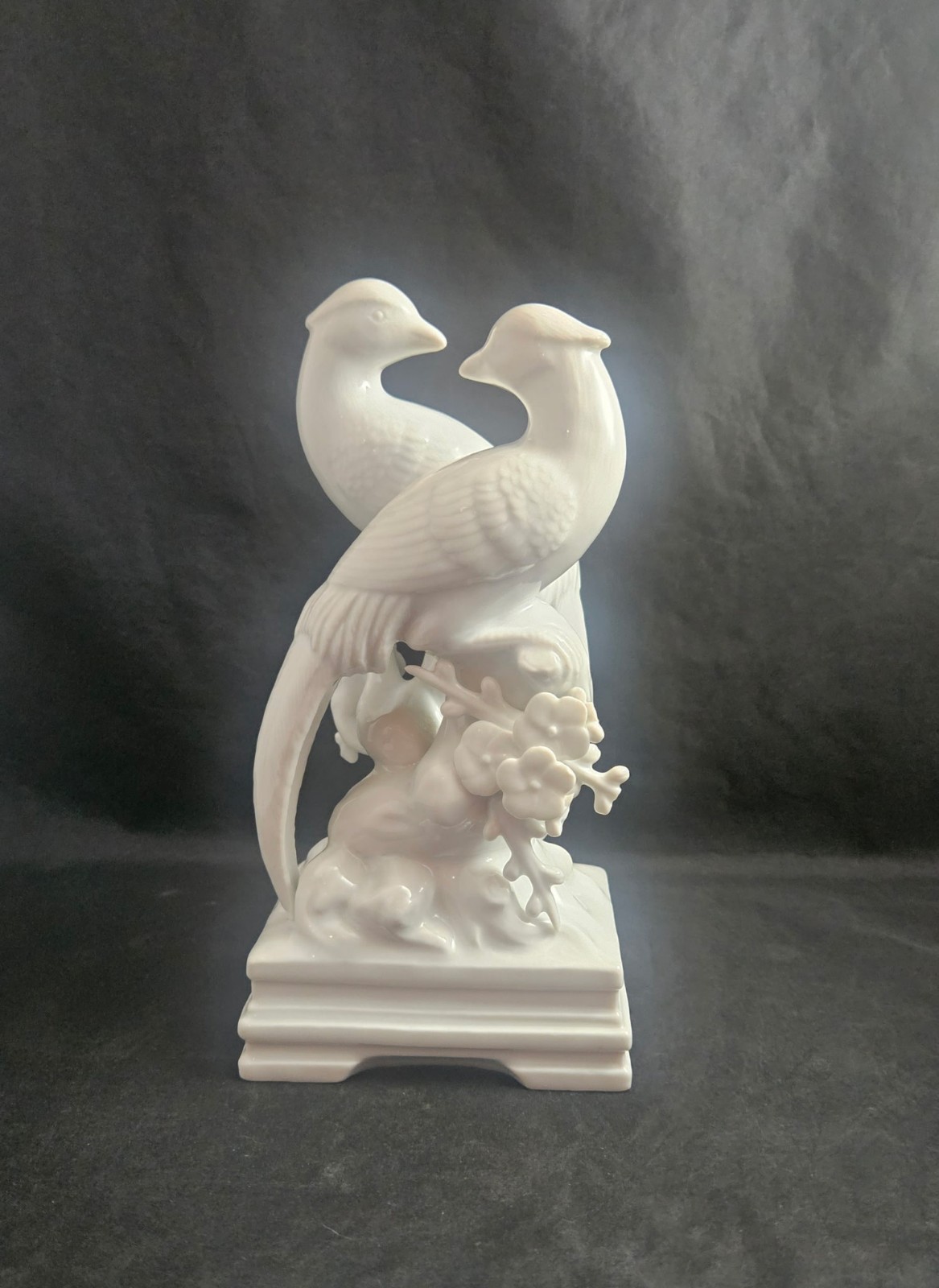 Vintage 1979 Fitz & Floyd Blanc De Chine  Love Birds 8⅛