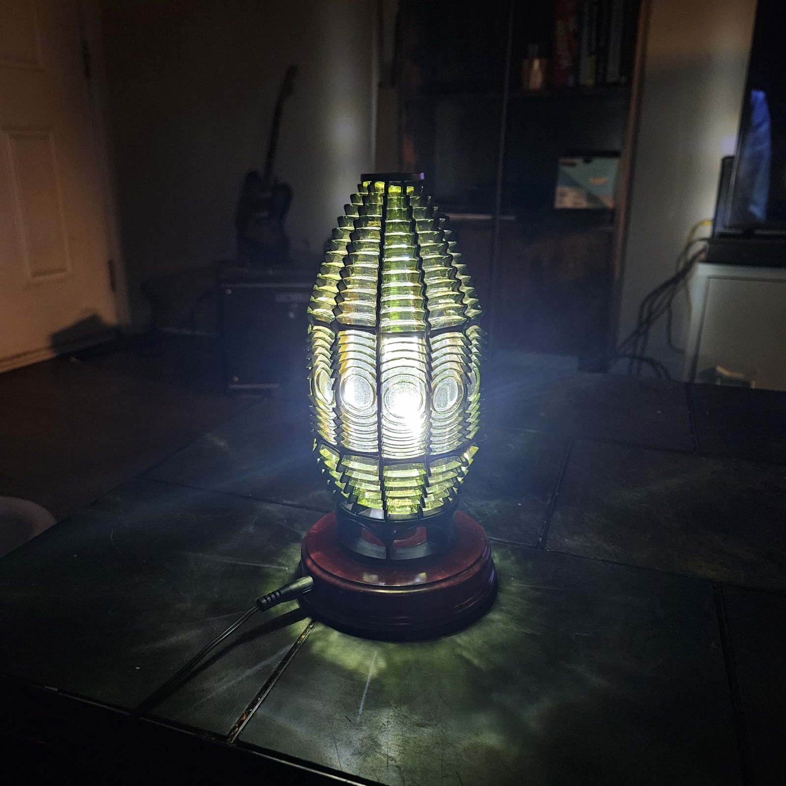 Harbour Lights Fresnel Lens Lamp Second Order HL665 2003 READ