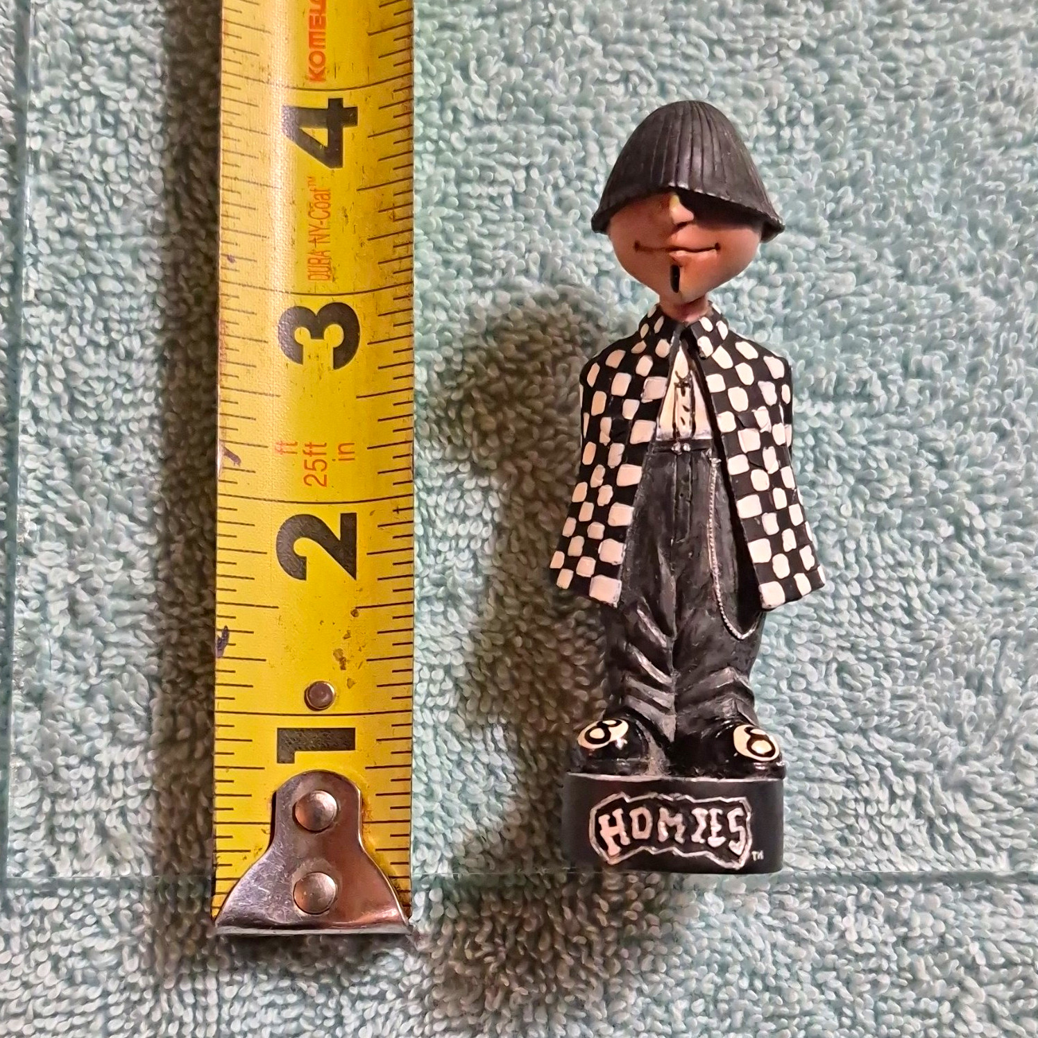 Eight ball Homies Painted Mini Figurine 3in Black/White Plastic 2003, 1 Pack