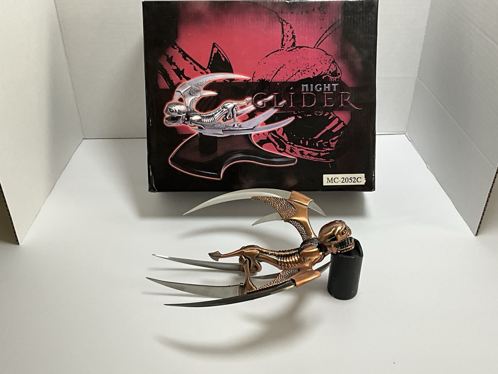 Night Glider MC-20525 Master Cutlery