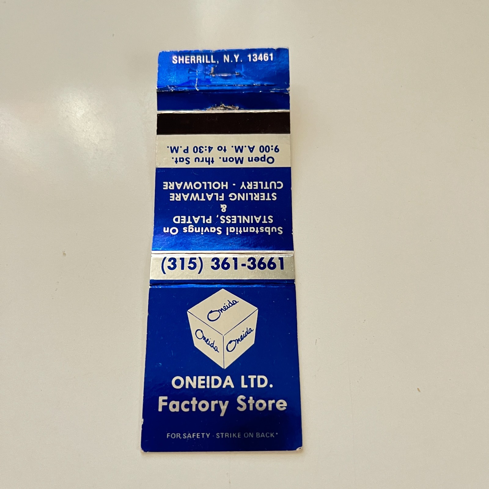 Oneida Ltd Factory Store Cutlery Sherrill NY Vintage Matchbook Cover TMB67-3
