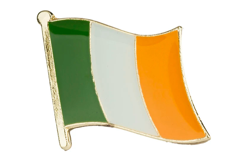 IRELAND -  Flag Lapel Pin Badge - Free UK Post
