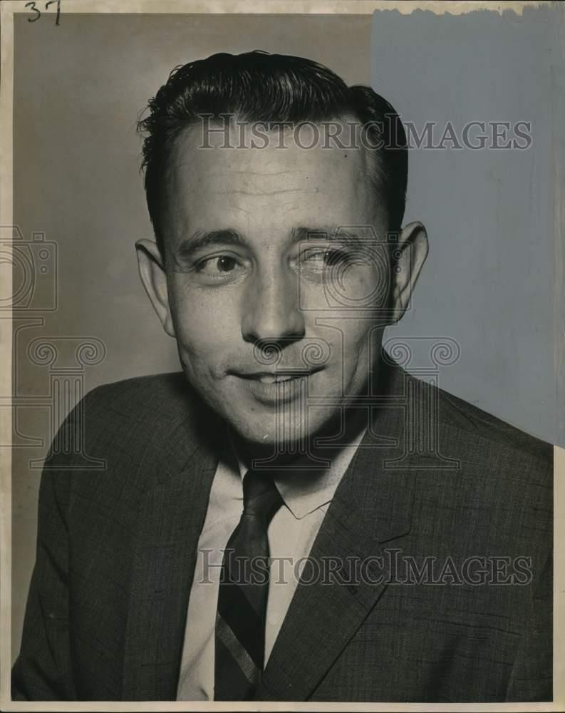 1963 Press Photo Merlin R. Toups, president of Young Men\'s Business Club