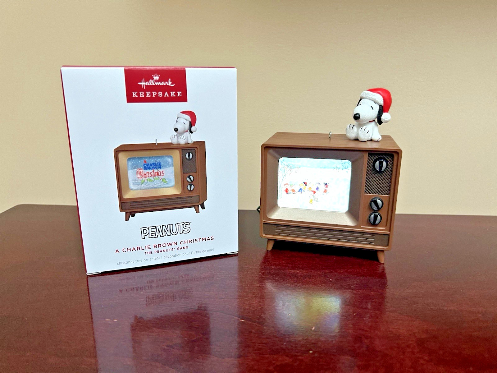 2026 Hallmark Ornament A Charlie Brown Christmas ~ The PEANUTS Gang