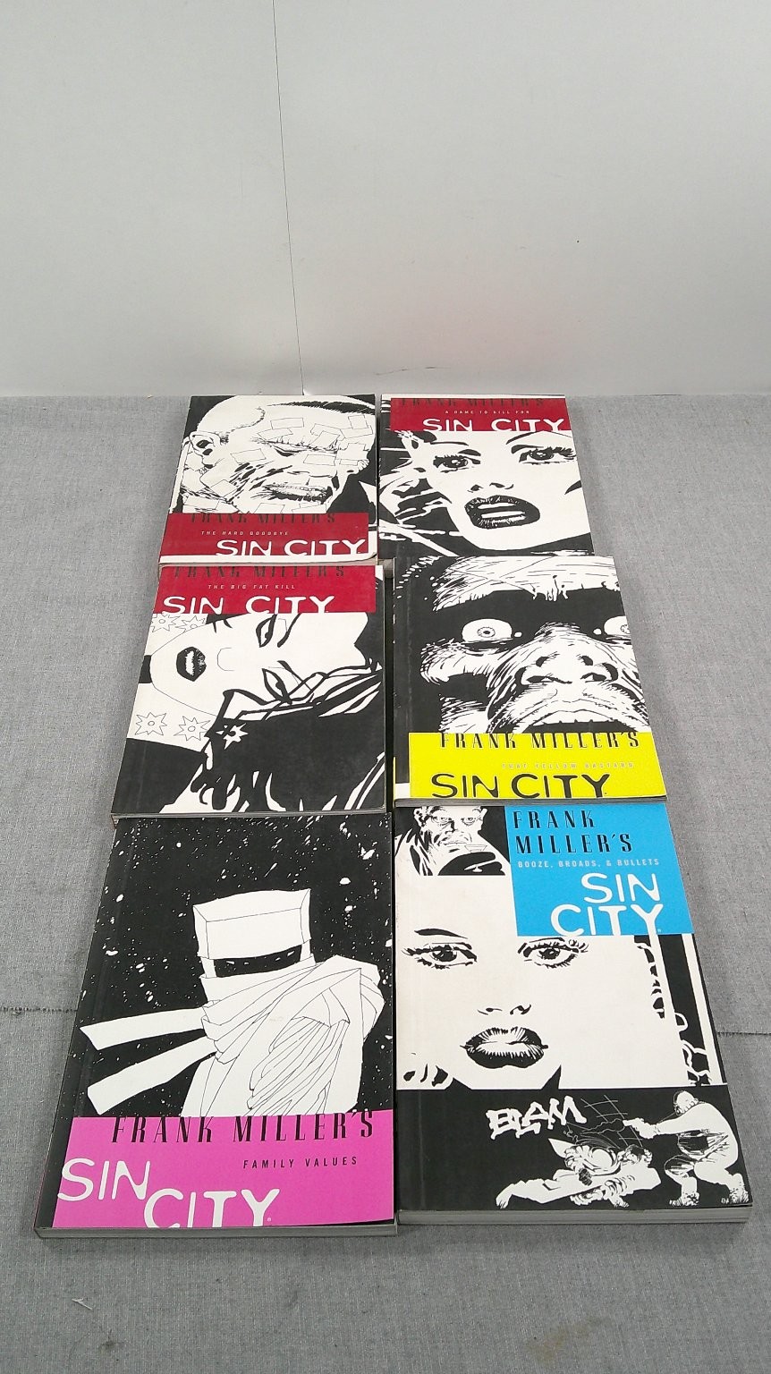 Frank Miller's Sin City Graphic Novels Volumes 1-6 Set Dark Horse Books