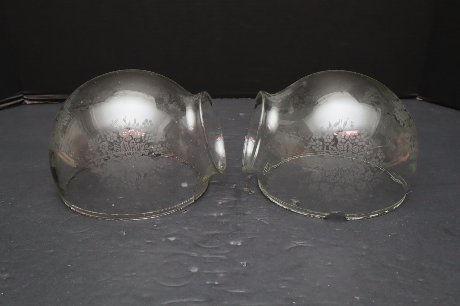 SET 2 Antique Clear Glass Etched Angle Lamp Elbow For Chimney Shades