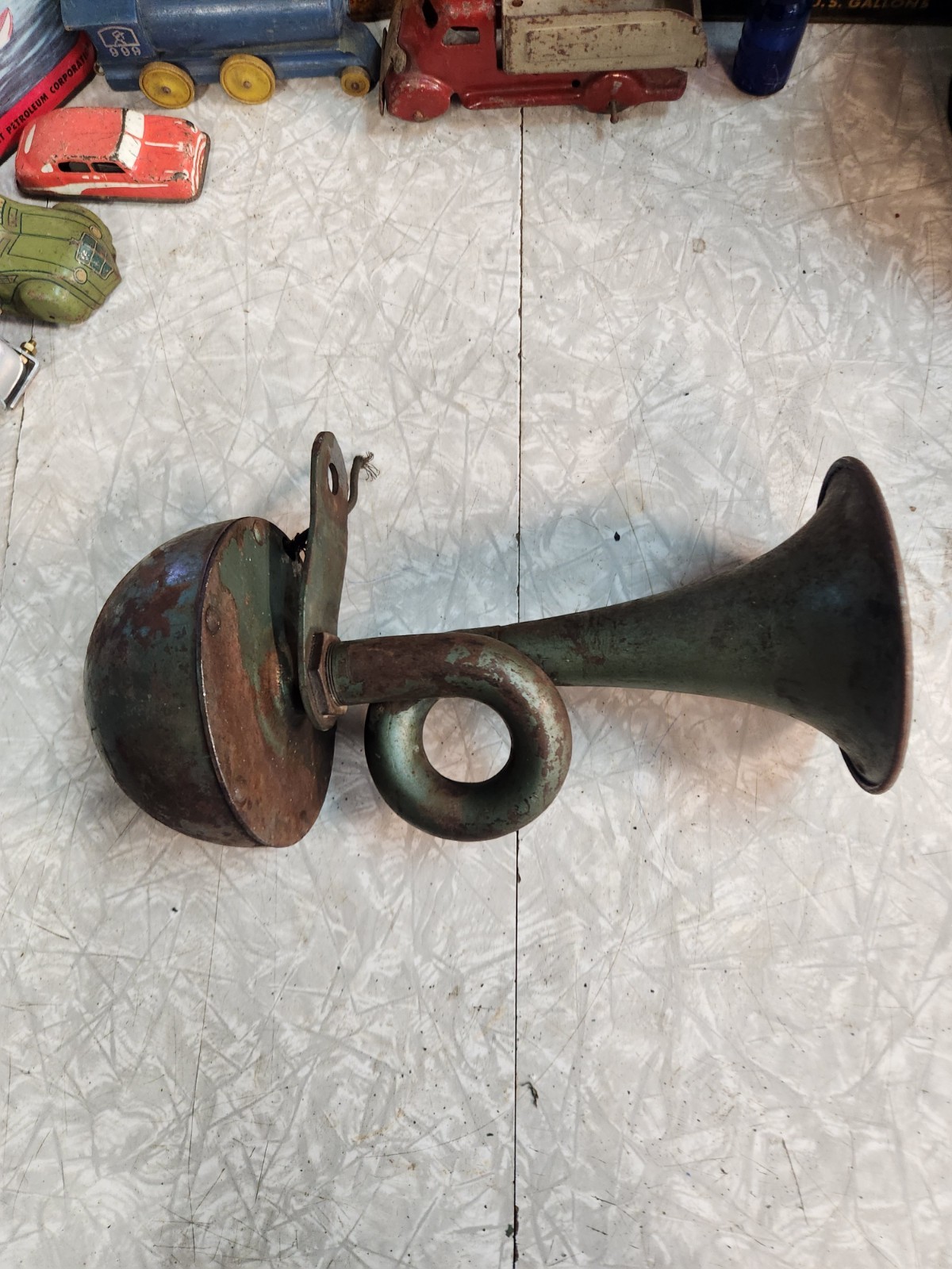 Vintage Packard ? Trumpet Horn Antique Auto/truck Horn