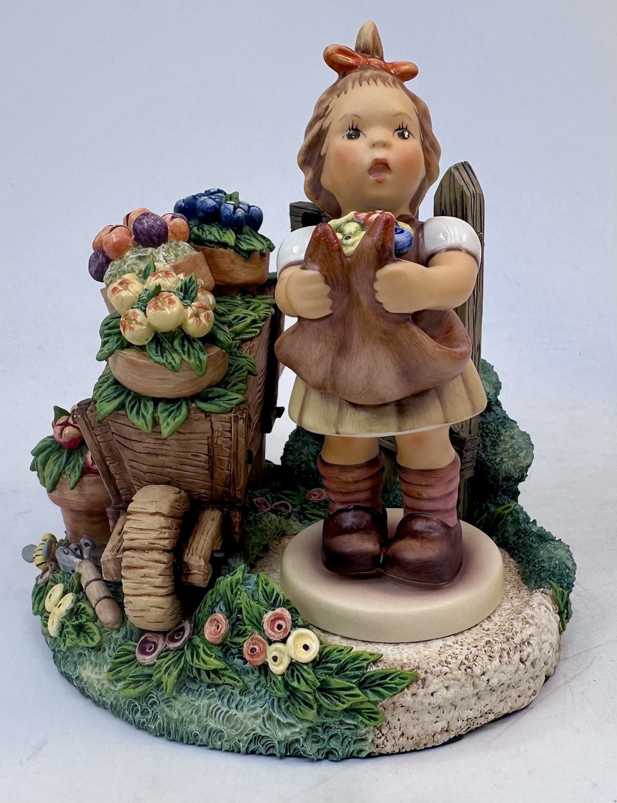 Goebel Hummel Figurine 