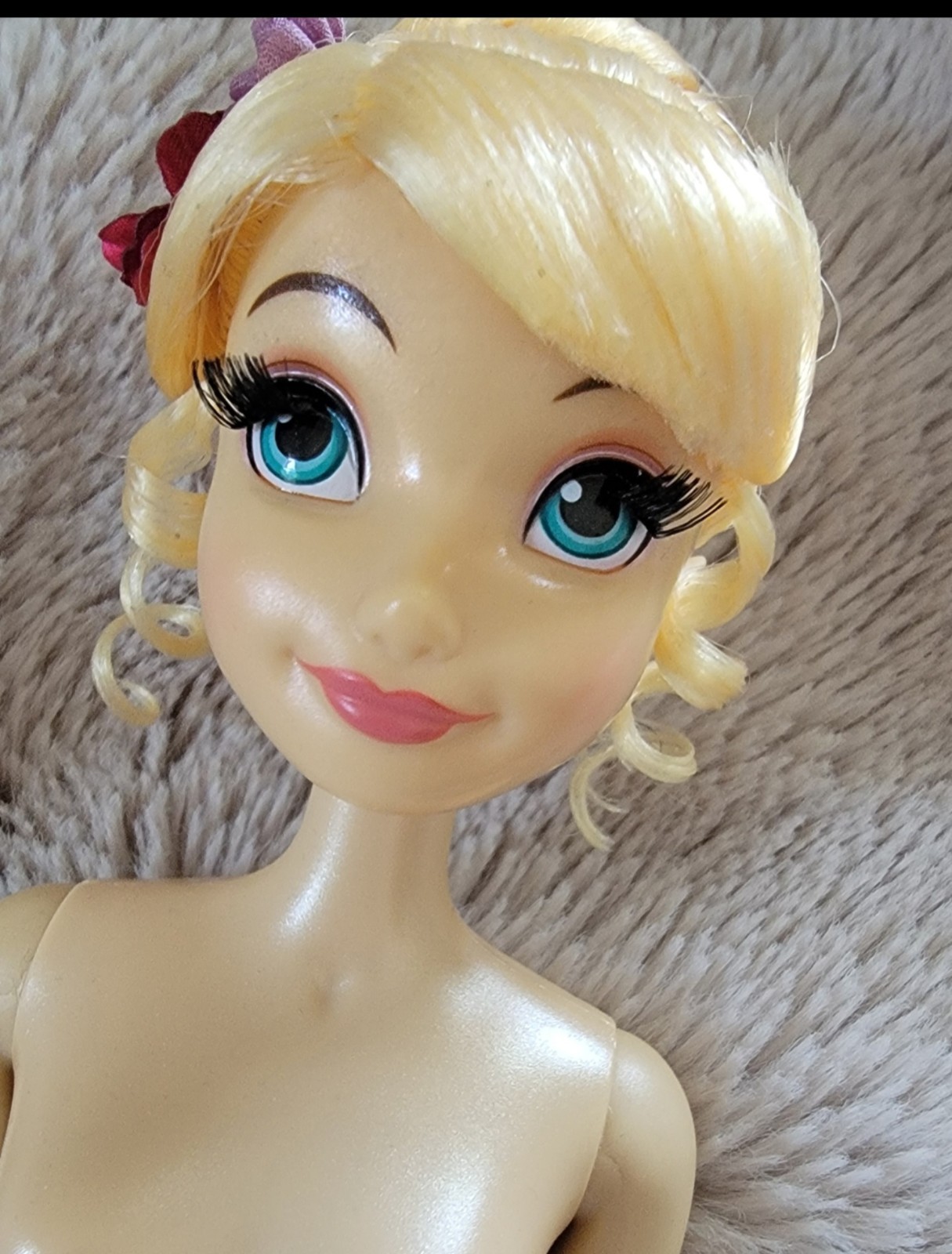 Disney store Limited Edition 17\