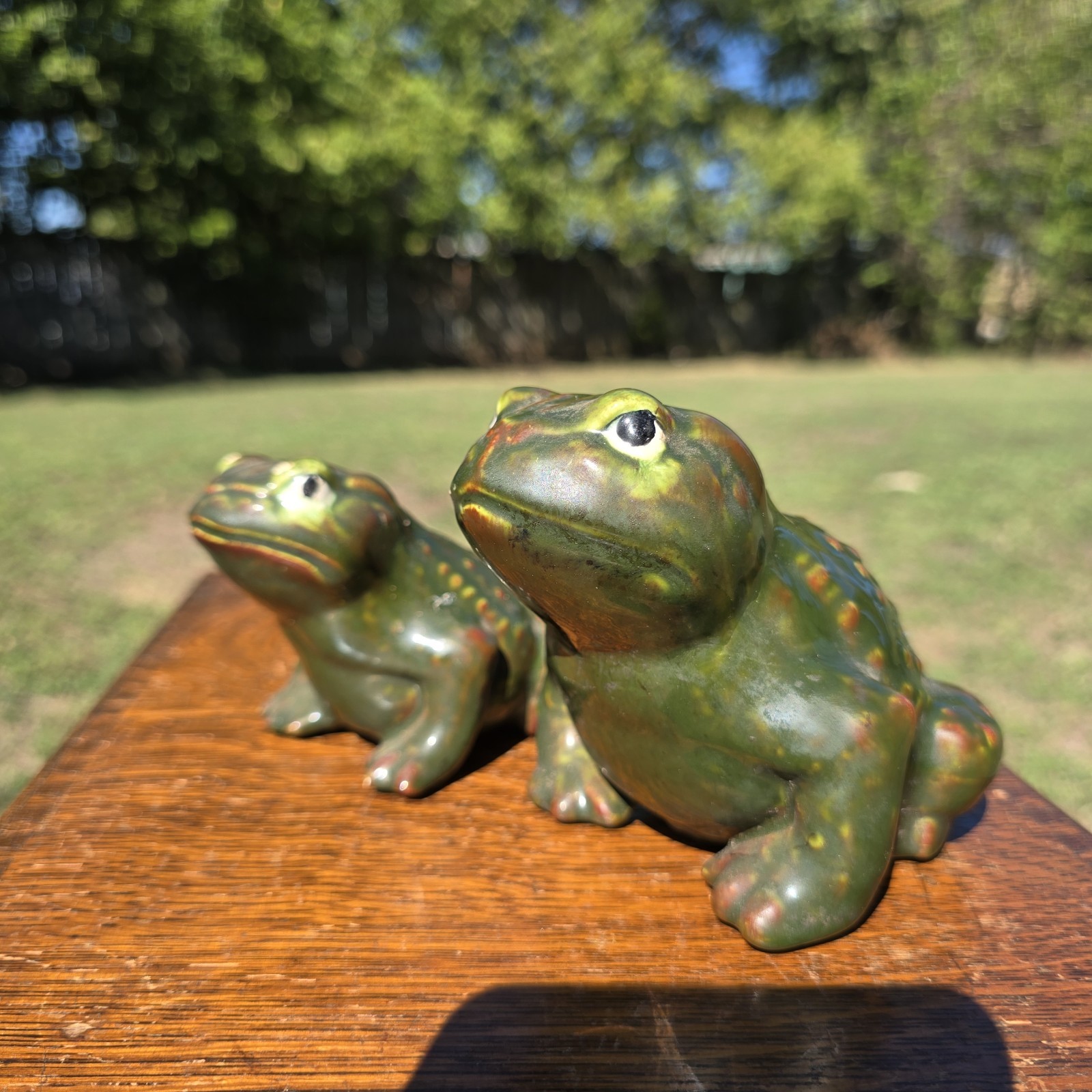 Vtg 1970s Pair of ceramic Frogs Toad Garden Statue Figurines Arnels Mold Family