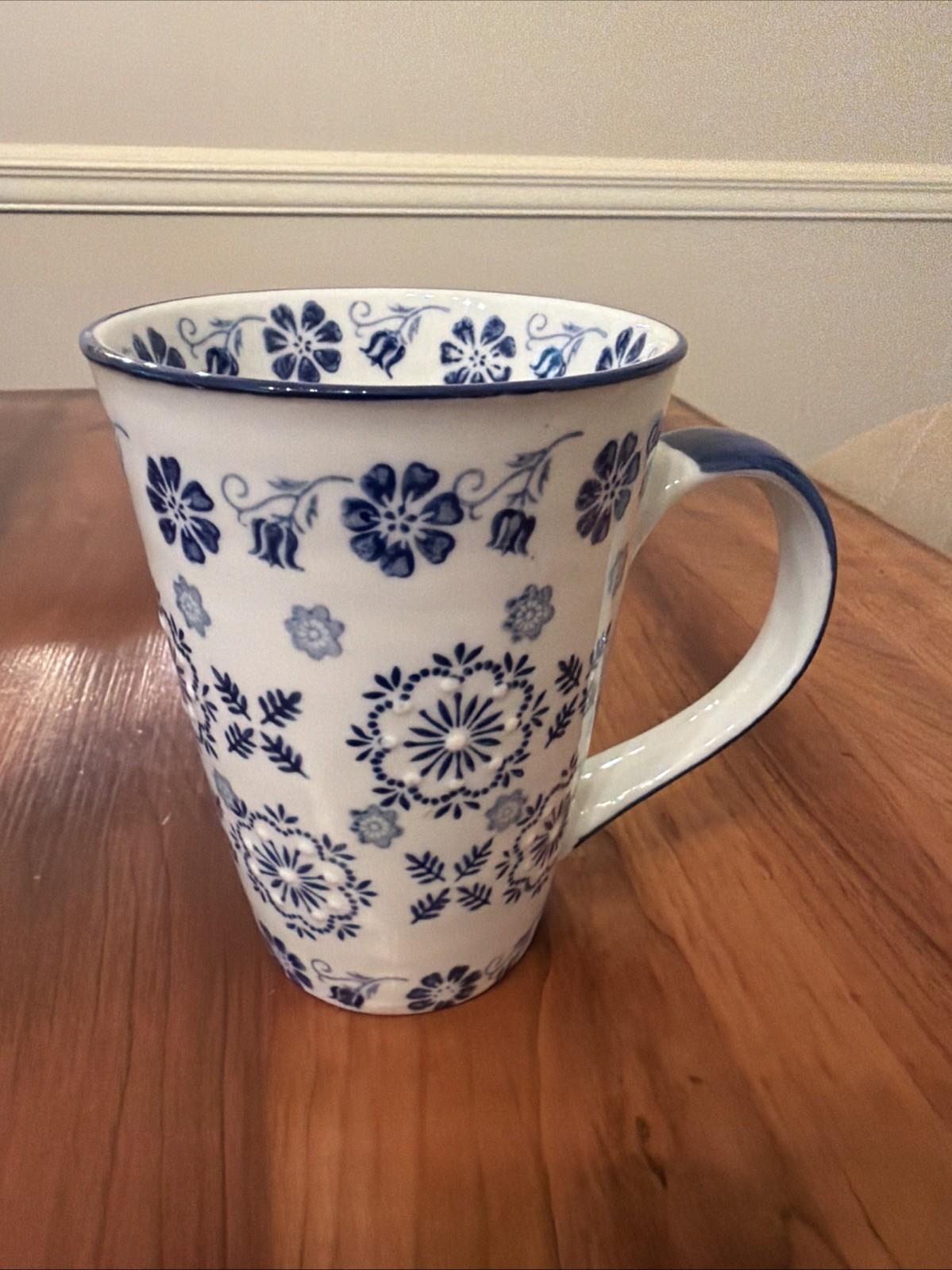 Yokohama Studio Hand Painted 16oz Mug Blue & White Floral Textured Pottery NICE