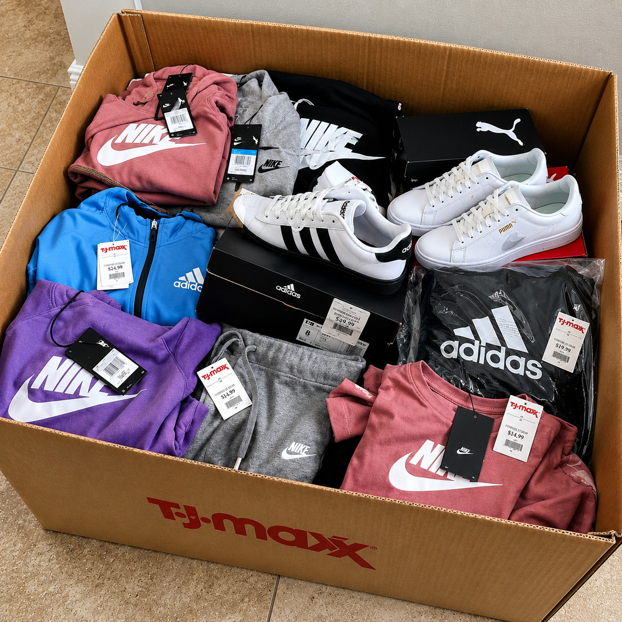 Amazon Deluxe Reseller Mystery Box Premium Warehouse Overstock Goods