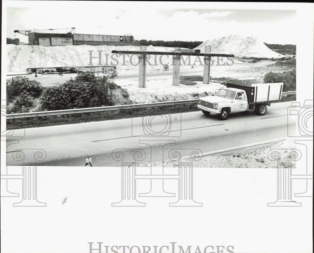 1985 Press Photo Sawgrass Expressway construction - lrs26935