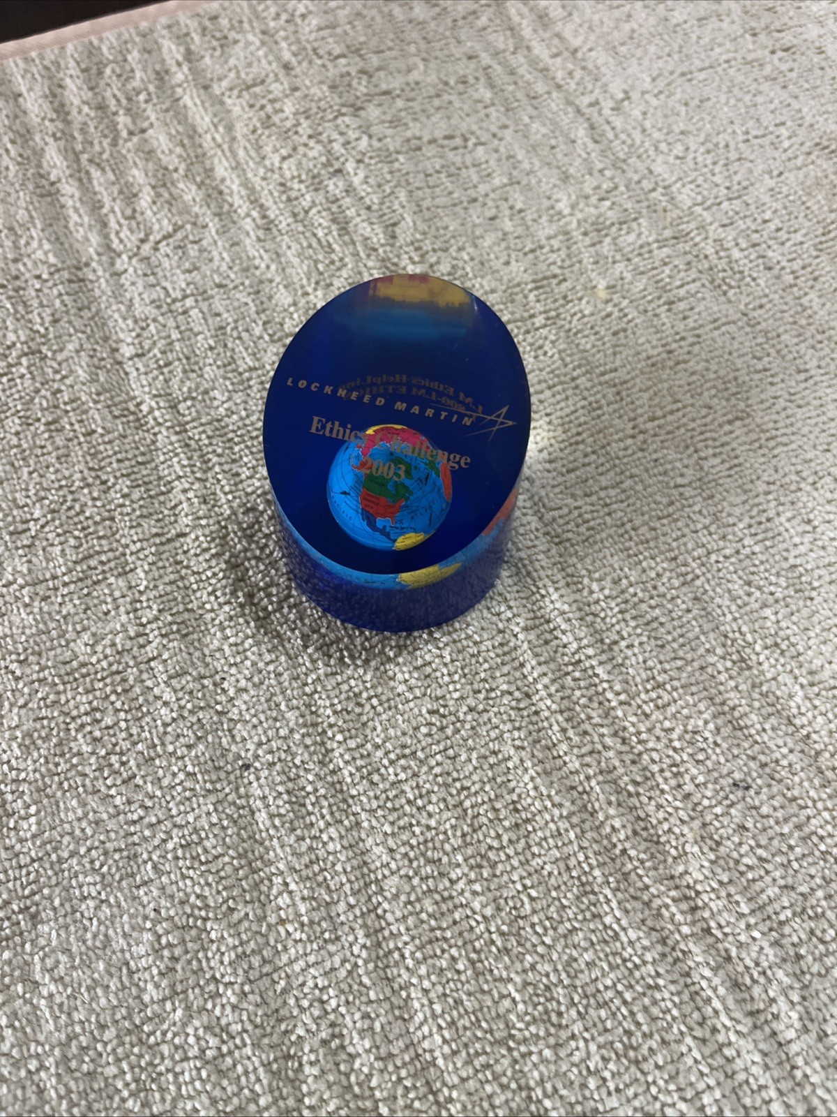 Lockheed Martin 2003 Ethics Challenge Globe Small Desk Decor Blue 2x2x2