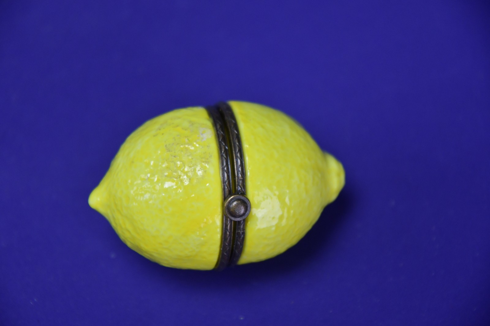 Midwest of Cannon Falls Lemon Hinged Trinket Box w/ Lemonade Drink Charm
