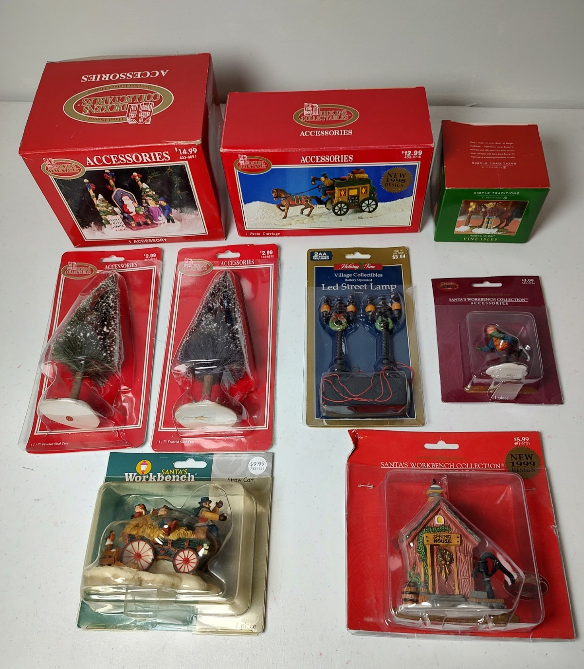 Vintage 9 pc Christmas Village Figurines & Accessories Mixed Brands