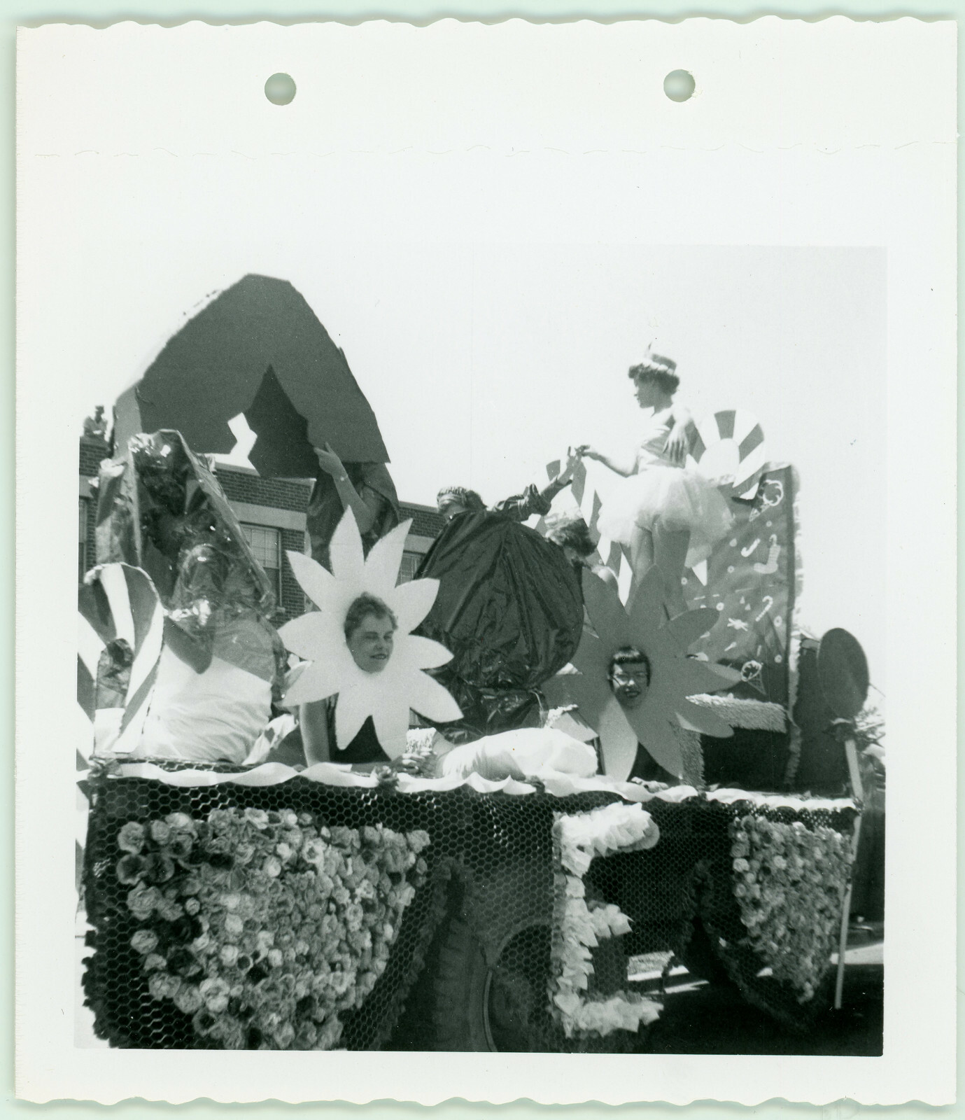 1955 Fredonia College Parade 11 Old Found Photos Snapshots Lot Floats Campus NY