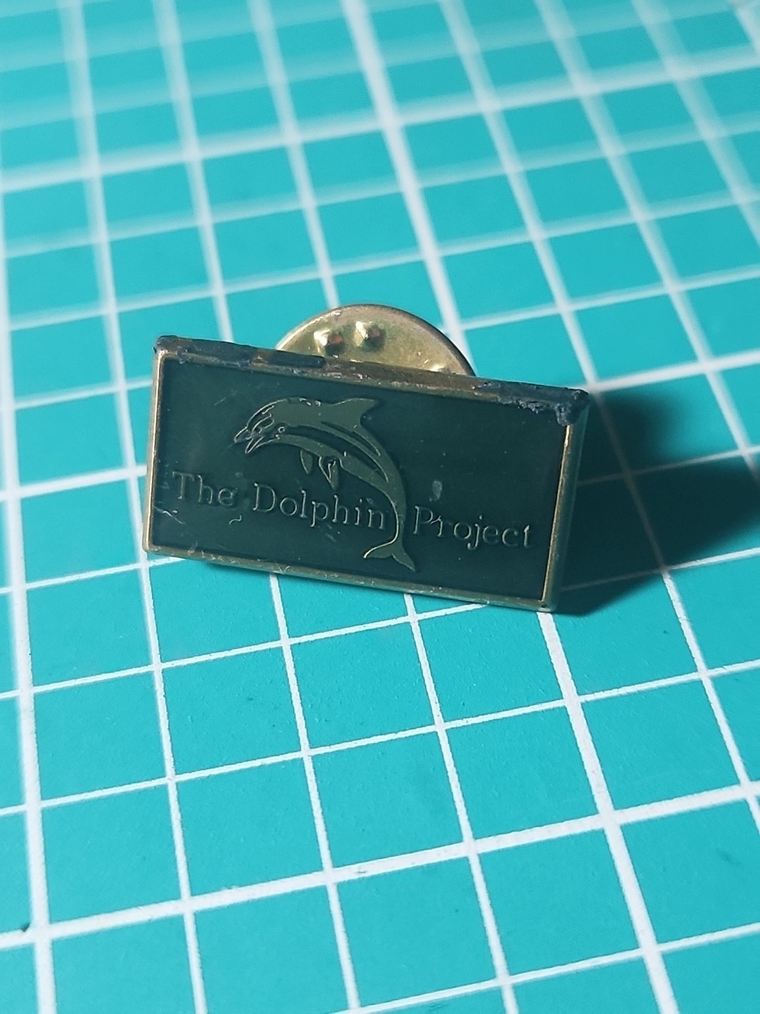 Vtg The Dolphin Project Gold Tone Lapel Pin