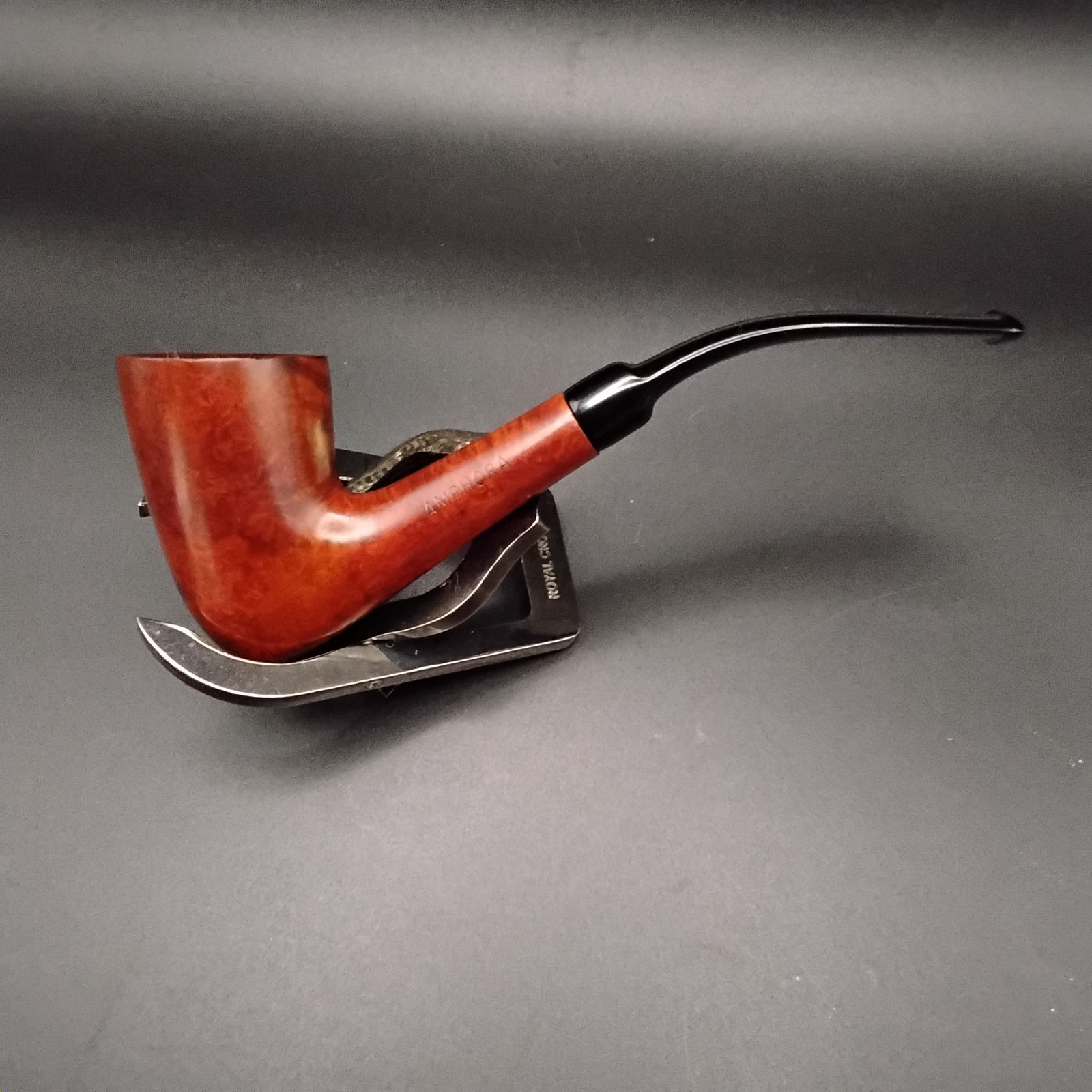 Professionally restored Amphora X-tra #732 tobacco smoking pipe 