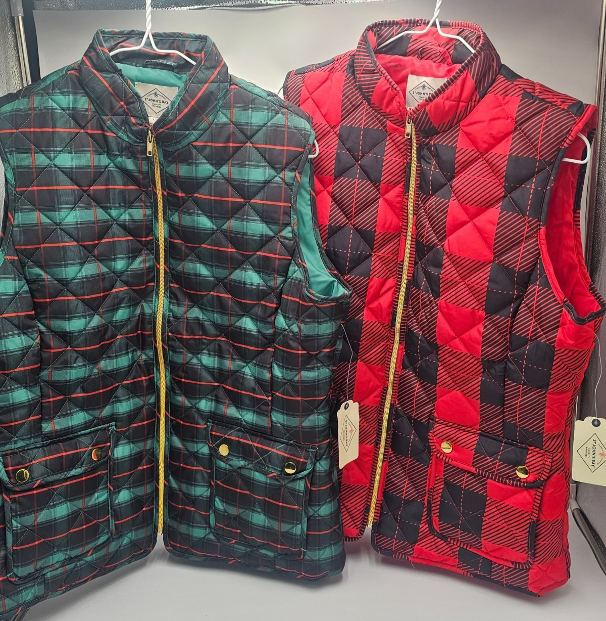 New LOT (2) St Johns Bay QUILTED Puffer VEST Plaid GREEN CHECKERED Size Large