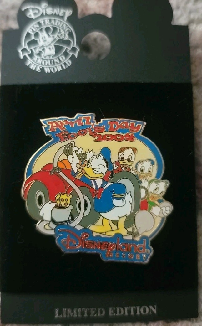 Disney Disneyland Resort DLR April Fools Day Donald Duck Pin 2004