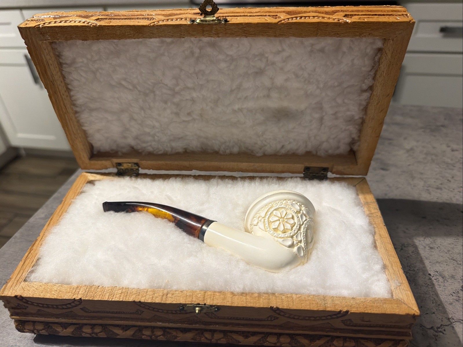 AKDOLU Masonic Meerschaum Tobacco Pipe Unsmoked Carved G Compass Wood Case