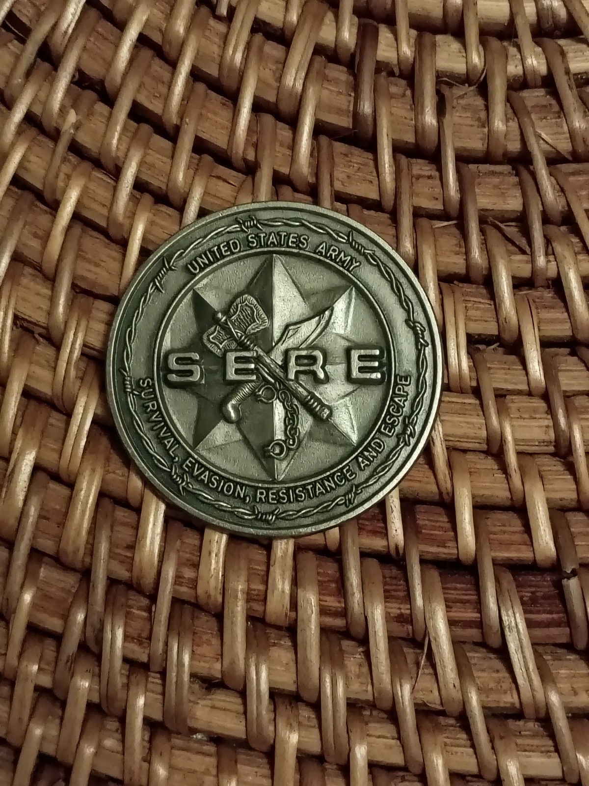 US Army SERE School Challenge Coin  Army Navy USAF USMC POW MIA