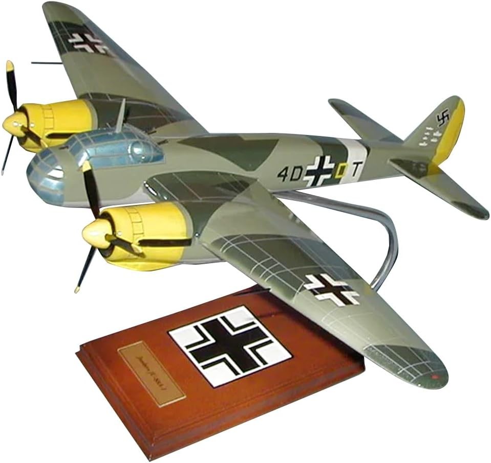 German Luftwaffe Junkers JU-88 Fighter Bomber Desk WW2 Model 1/36 SC Airplane